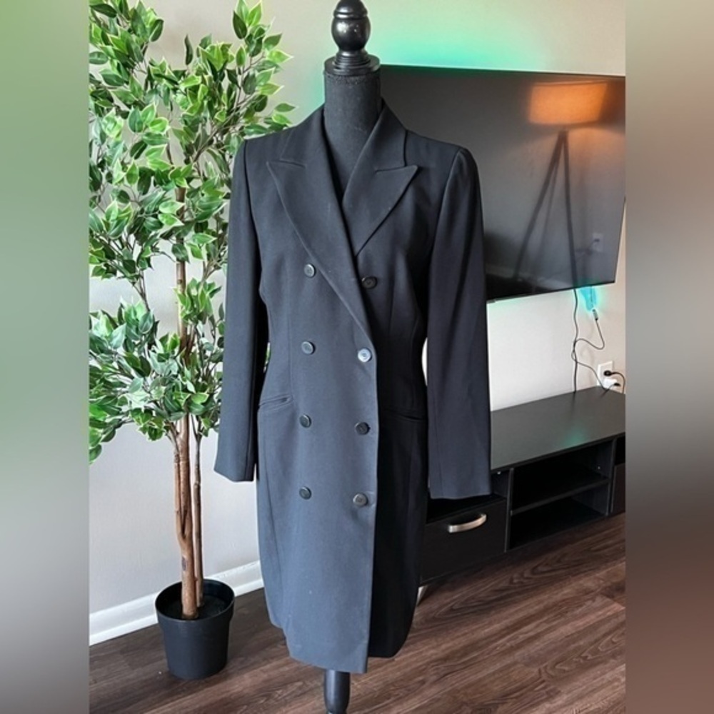 Ellen Tracy Black Long Coat Size 10 Reversible Button Closure